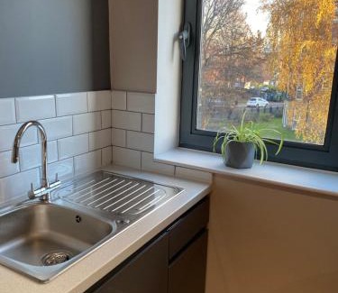 Sheffield Apartamento | City Centre Modern Studio Apartment - Westone FREE WIFI, GYM ACCESS, NETFLIX