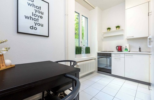 Werd Apartamento | City Centre Spacious Studio Apartment E28 Gold