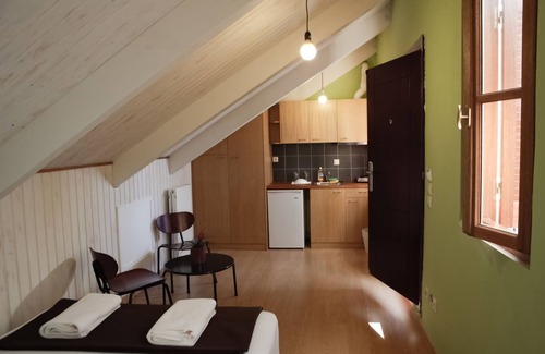 Psirri Hotel | City Circus Athens - Hostel