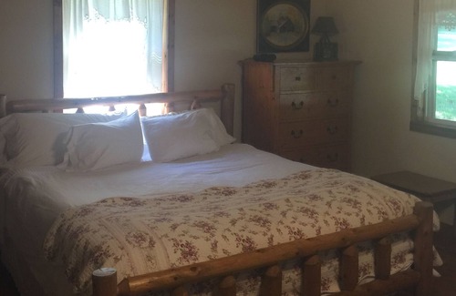 Harrison Cabina | Hermosa cabaña Little Cedar en 18 Acres hermosas!