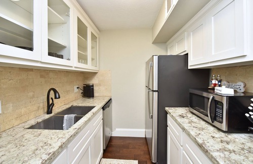 Garden Oaks Condominio | CITY CONDO