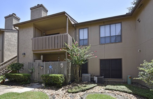 Garden Oaks Condominio | CITY CONDO