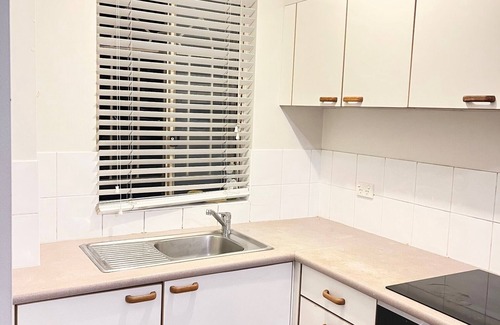 Chippendale Apartamento | City Edge, easy access to everything from this perfectly located home base.
