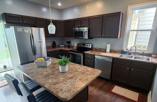 Near Northside Casa | City Escape in Indy’s New North Side Great for Traveling Nurses