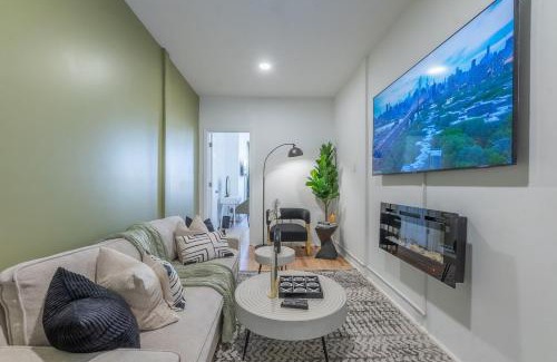 Hoboken Apartamento | City Escape with 2 Baths, 10 beds and We Pay Half Parking for 2 cars, NYC in 15 min