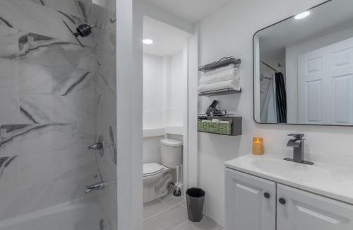 Hoboken Apartamento | City Escape with 2 Baths, 10 beds and We Pay Half Parking for 2 cars, NYC in 15 min