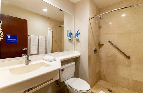 Centro de Cancún Hotel | City Express by Marriott Cancun