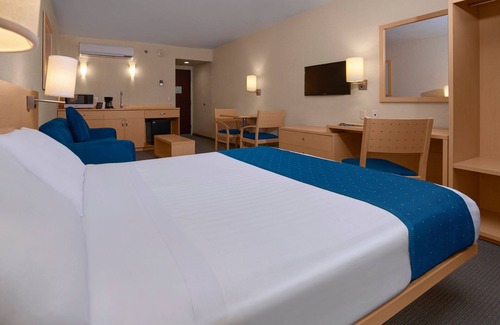 Culiacán Hotel | City Express by Marriott Culiacán