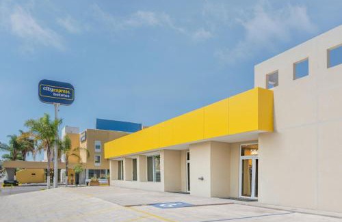 Centro de Querétaro Hotel | City Express by Marriott Queretaro