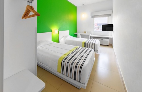 Veracruz Hotel | City Express Junior by Marriott Veracruz Aeropuerto