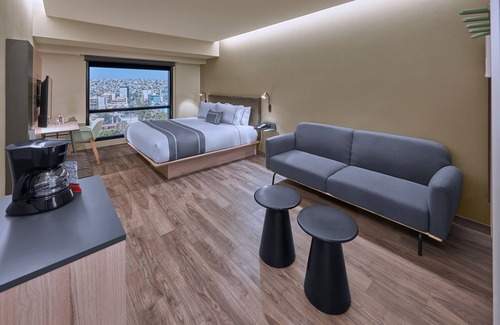 Tijuana Hotel | City Express Plus by Marriott Tijuana