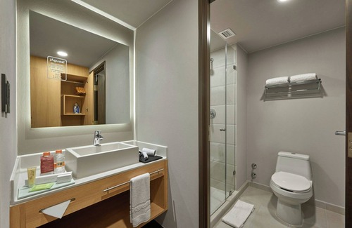 Benito Juárez Hotel | City Express Plus by Marriott Cancún Aeropuerto Riviera