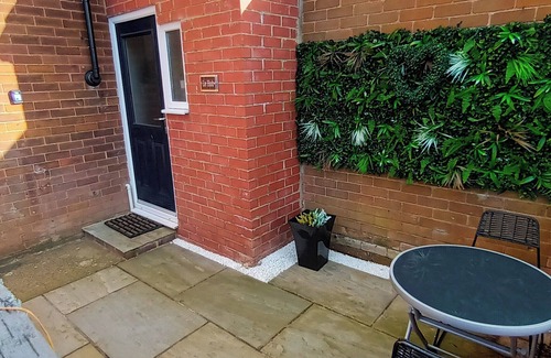 Roundhay Apartamento | Le Hub - 1BR Apartment - Sleeps 2 - Wifi
