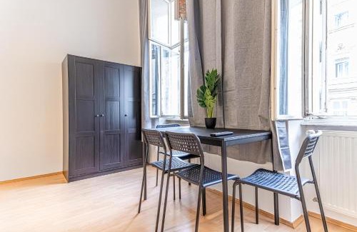 Neulerchenfeld Apartamento | City-Linked 2BR Apartment Near Wiener Stadthalle