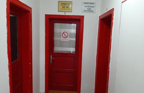 Mitrovicë Casa | City Rooms 400m from Center
