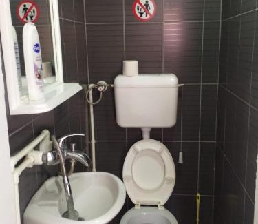 Mitrovicë Casa | City Rooms 400m from Center