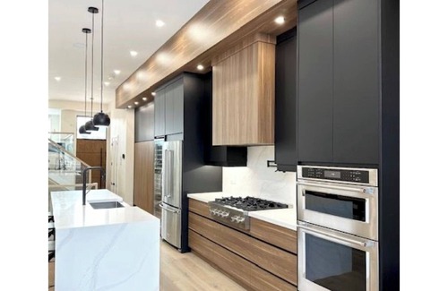 Old East York Casa | City Sanctuary: Stay & Unwind!