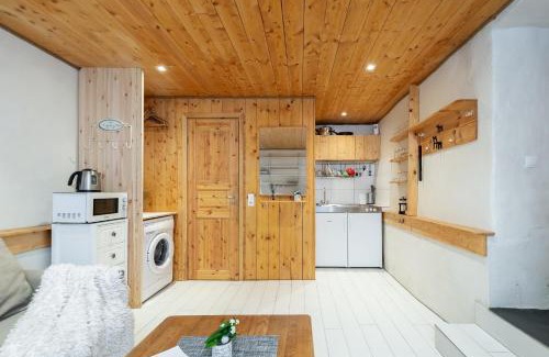 Tatari Apartamento | City Statement Basement Studio