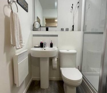 Clayton Apartamento | Cityfront Modern Apt Near City Centre/Etihad, Free Parking