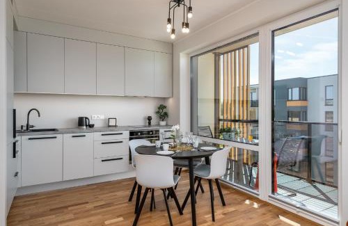Tartu Apartamento | CITYGATE APARTMENT WITH SUN BALCONY