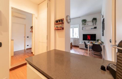 Tre Torri Apartamento | [CityLife-Fiera] Nuovo Apt con WiFi & Netflix