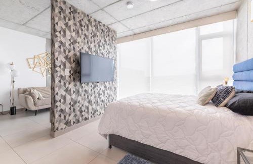 Curridabat Apartamento | Cityscape iFreses, 20th floor! AC, TV and Pool