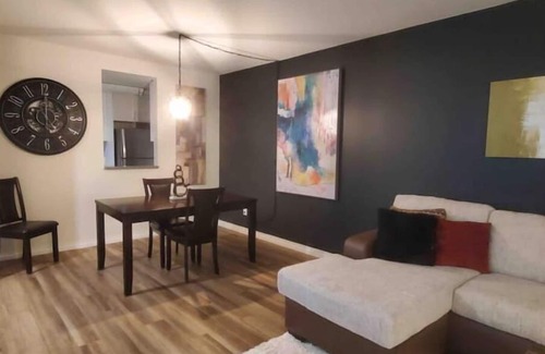 College Hill Apartamento | CityView 1BR/Pool/Gym/Parking