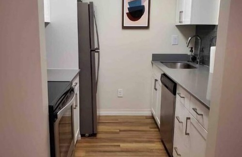 College Hill Apartamento | CityView 1BR/Pool/Gym/Parking