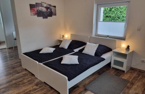 Rodder Apartamento | CJS Apartments - Chill or Drive am Nürburgring, Free Parking, WLan, Spacious Rooms, Quiet Location