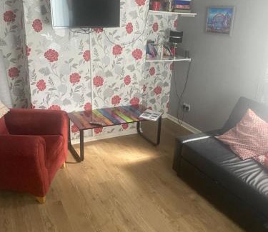 Belfast Casa | Claire’s AirBNB 2