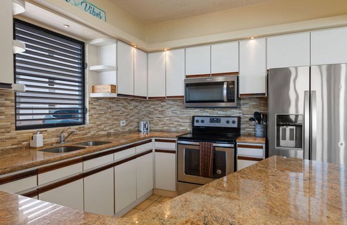 Stella Condominio | Claje Sunset! Beachfront condo at Victoria del Mar 1E