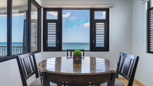 Stella Casa | Claje Sunset! Beachfront condo at Victoria del Mar 1E