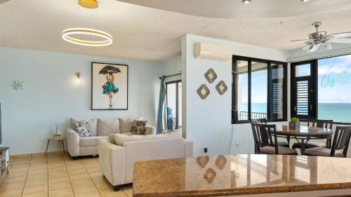 Stella Casa | Claje Sunset! Beachfront condo at Victoria del Mar 1E