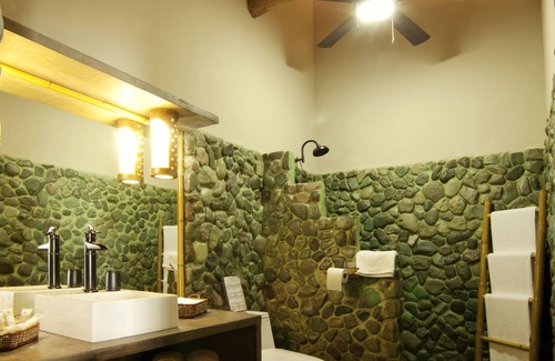 Parrita Hotel | Clandestino Beach