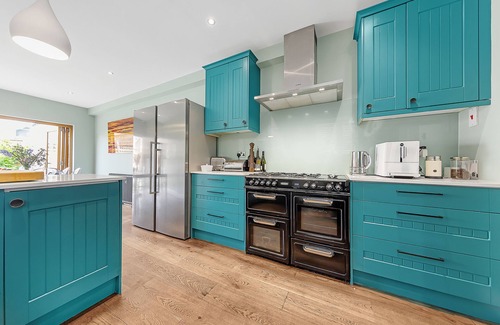 Thornton Casa | Clapham Fairytale, by Veeve