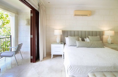 Gibbs Bay Villa | Claridges 1 3 Bedroom Villa