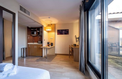 Blagnac Hotel | Clarion Aparthotel Toulouse Blagnac Airport