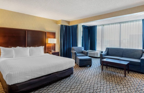 Anaheim Resort Hotel | Clarion Hotel Anaheim Resort