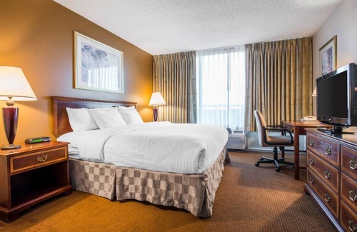 Pueblo Hotel | Clarion Inn and Events Center Pueblo North
