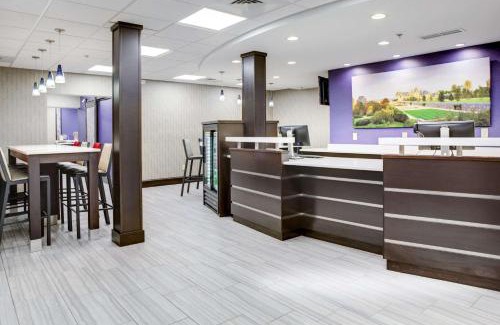 Asheville Hotel | Clarion Inn Biltmore Village