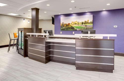 Asheville Hotel | Clarion Inn Biltmore Village