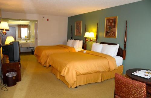 Branson Hotel | Clarion Inn Branson