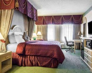 Branson Hotel | Clarion Inn Branson