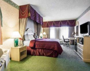Branson Hotel | Clarion Inn Branson