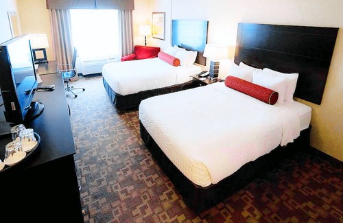 Elmhurst Hotel | Clarion Inn Elmhurst - Oakbrook
