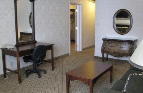 Idaho Falls Hotel | Clarion Inn Idaho Falls Riverfront