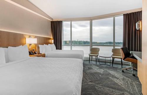 Kenora Hotel | Clarion Lakeside Inn & Conference Centre