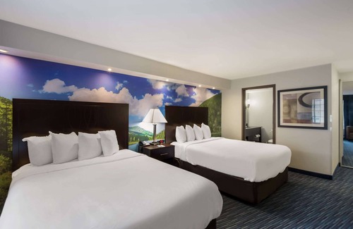 Downtown Syracuse Hotel | Clarion Pointe Downtown