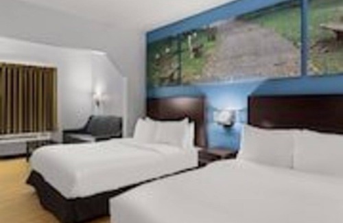 Flemington Hotel | Clarion Pointe Hinesville near Fort Stewart