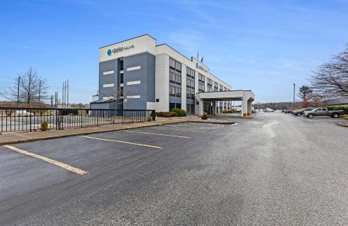 Erie Hotel | Clarion Pointe Near Erie Casino
